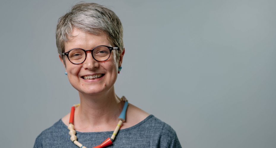 Professor Nicola Thomas
